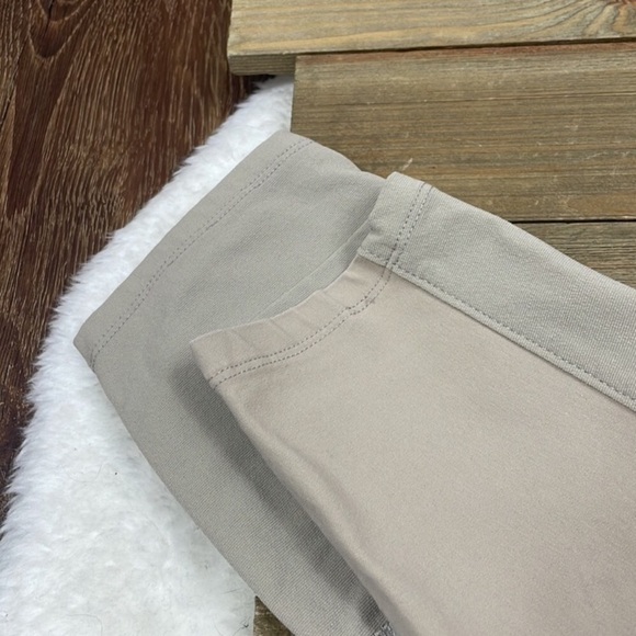 3. Ariat Olympia - pro series breech - Picture 10 of 16